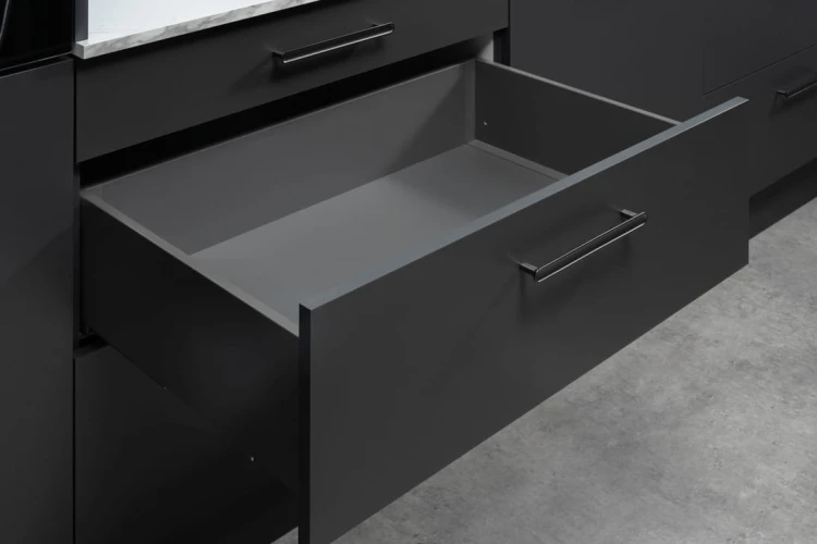 apic-04872660.jpg