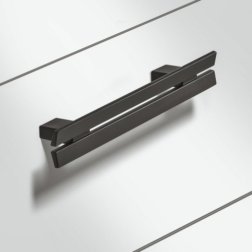 apic-04766622.jpg